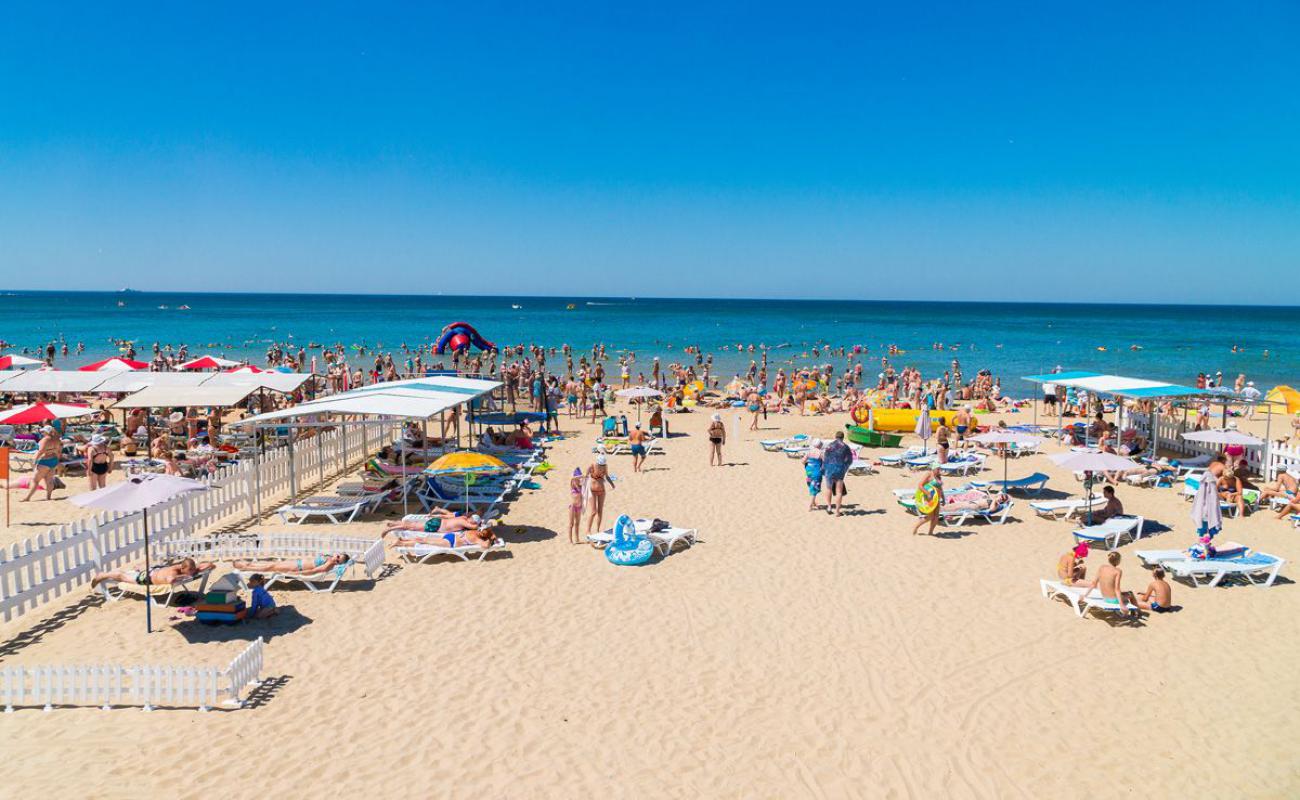 Photo of Plyazh Anapa with bright fine sand surface