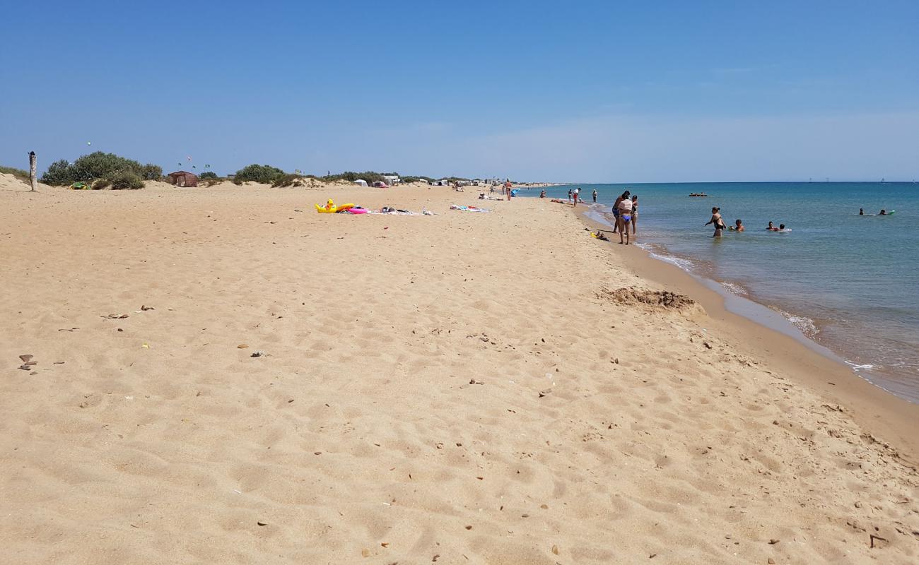 Photo of Plyazh Veselovka with bright fine sand surface