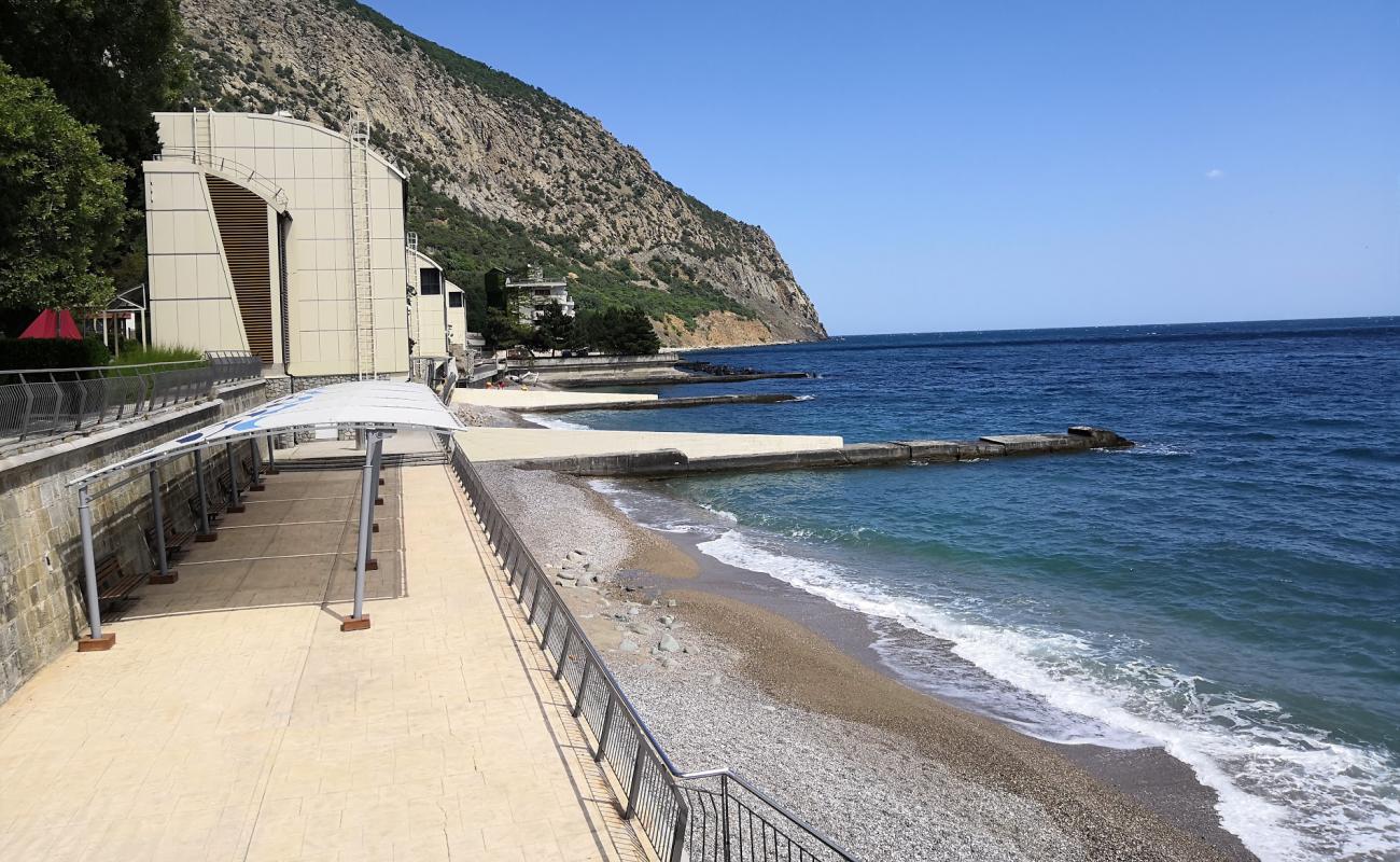 Photo of Artek beach with gray pebble surface