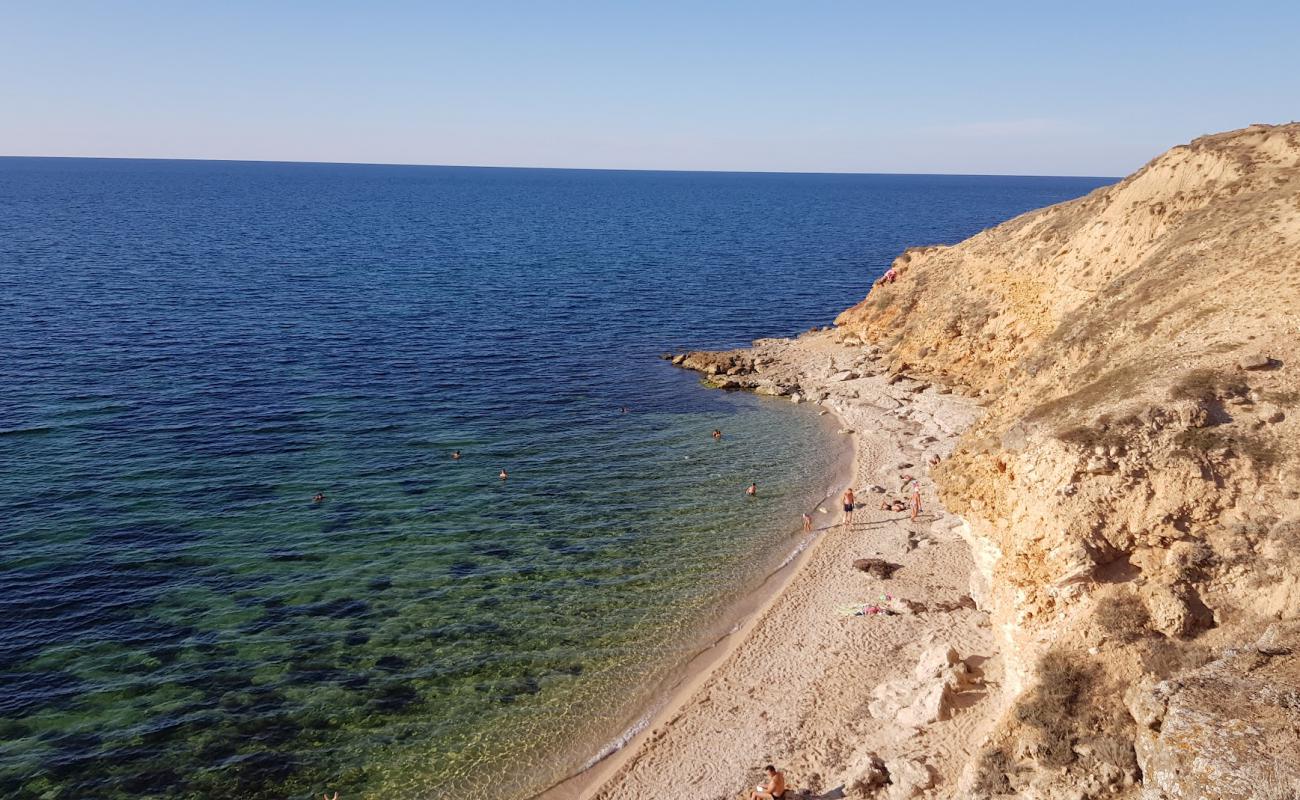 Photo of Plyazh Mezhvodnoye II with bright sand surface