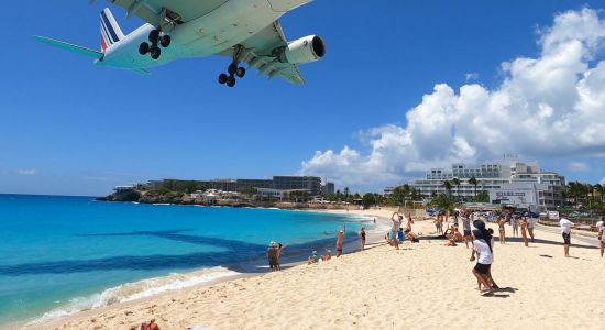 Maho beach