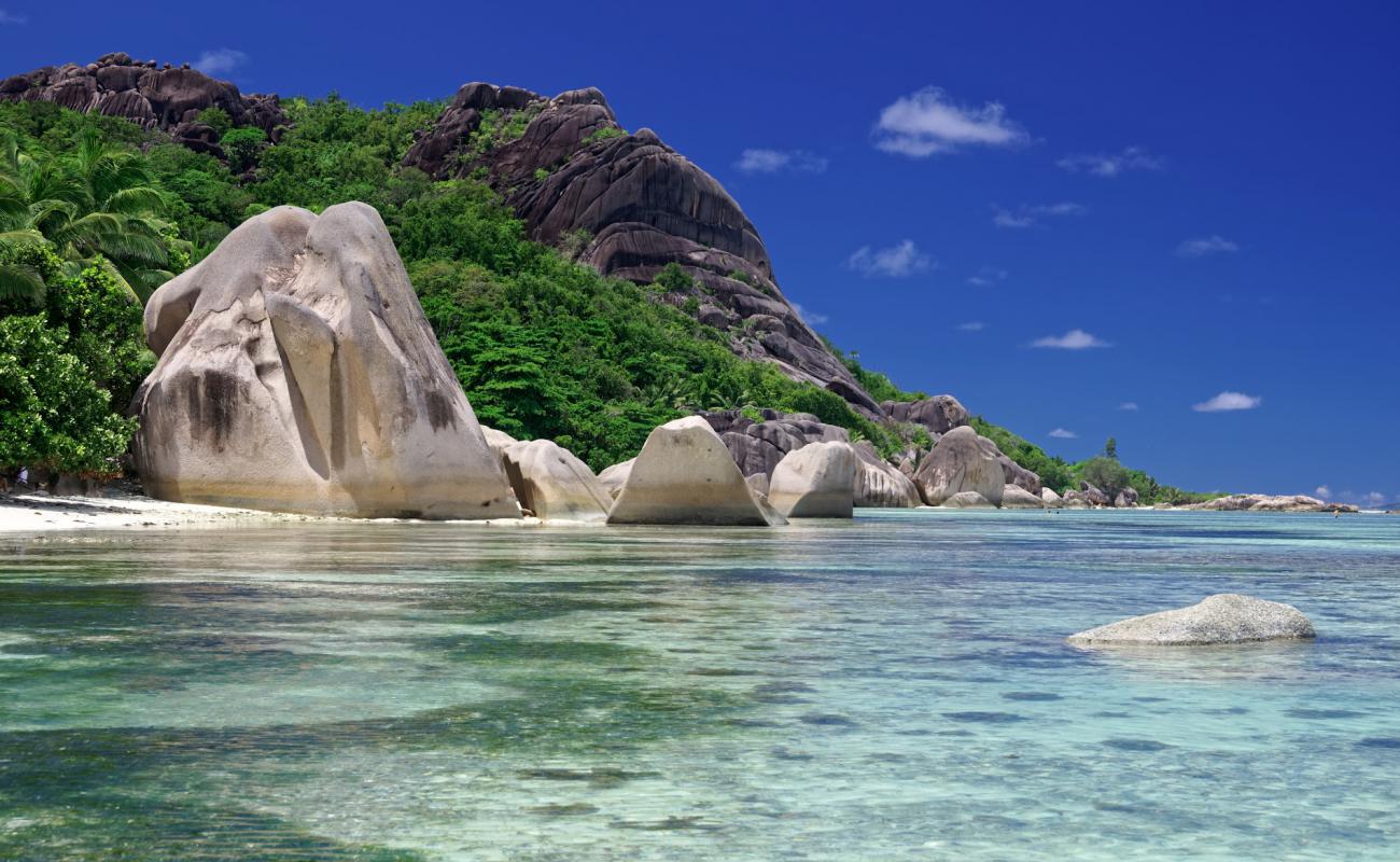 Photo of Anse Source d'Argent Beach with bright sand surface