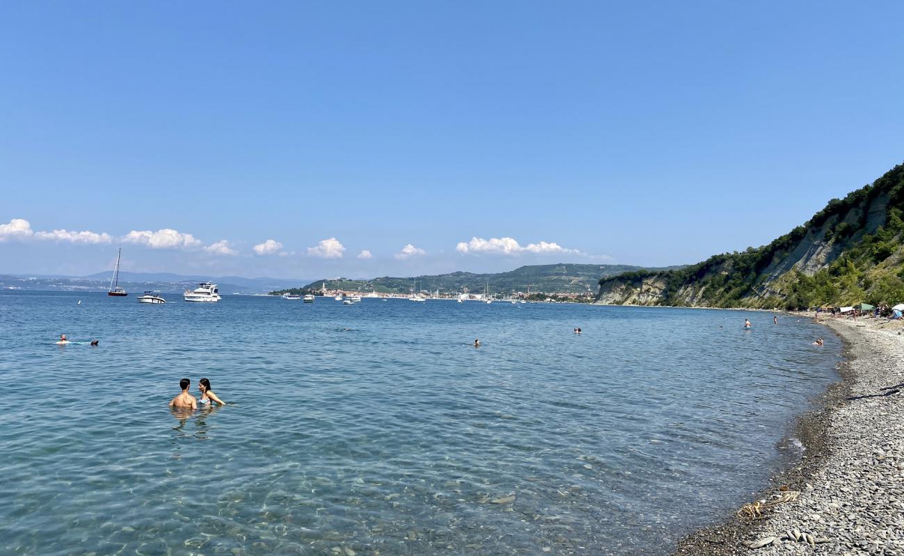 Photo of Bele Skale beach with rocks cover surface