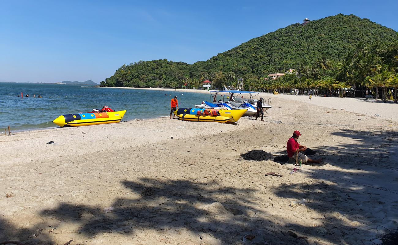 Photo of Mui Nai Beach with bright sand surface