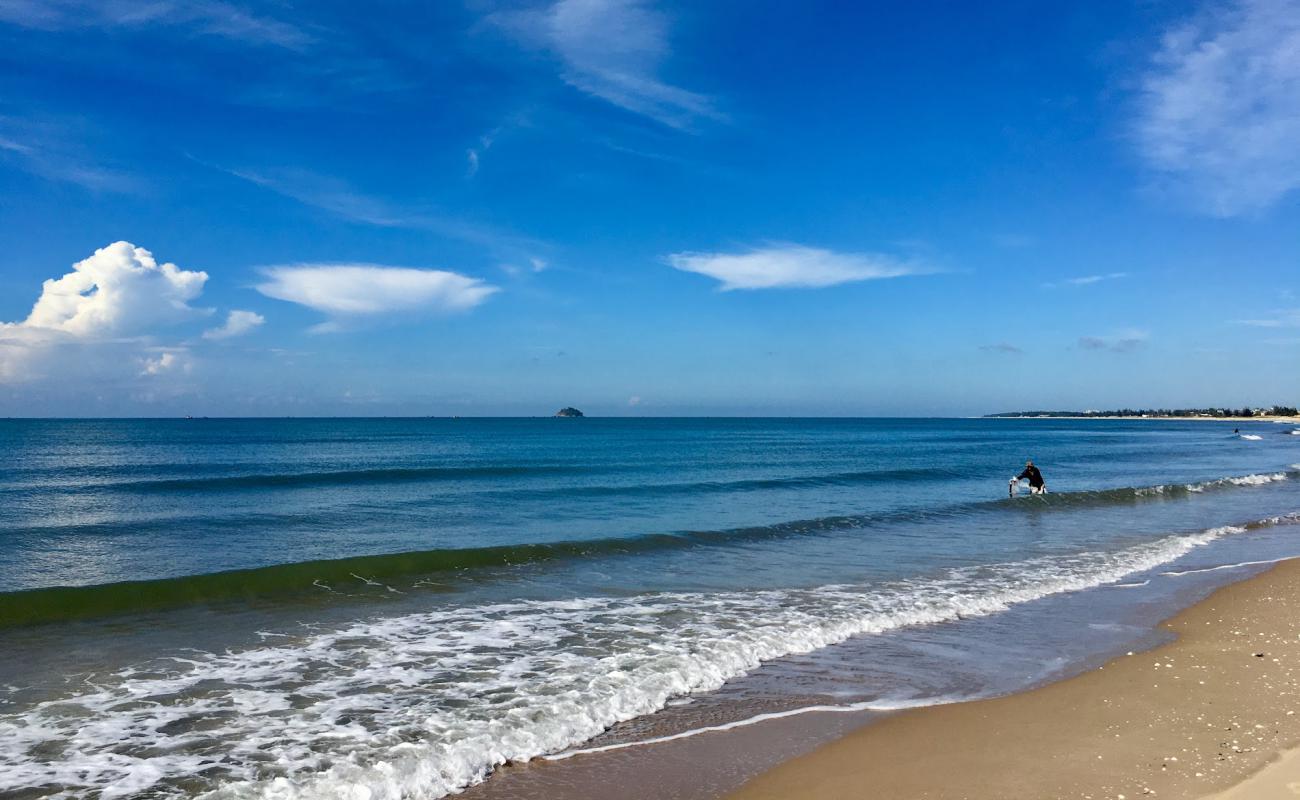 Photo of Black Sand Beach with bright sand surface