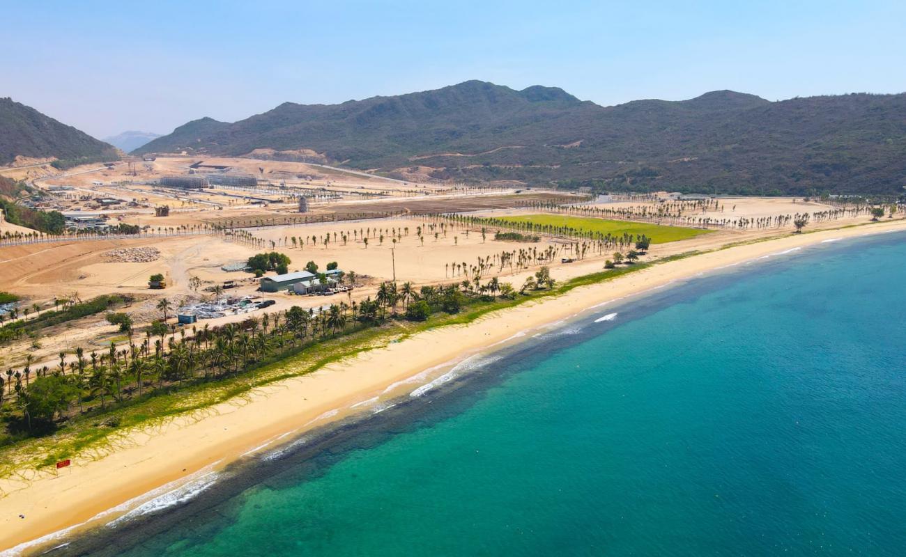 Photo of Hai Giang Beach with bright sand surface