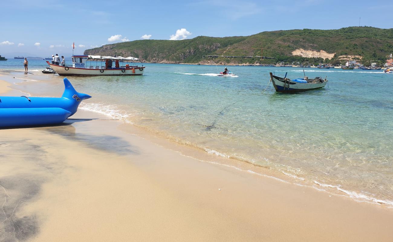 Photo of Hon Kho Beach with bright sand surface