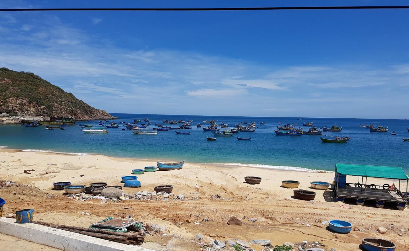 Photo of Xuong Ly Beach with bright sand surface