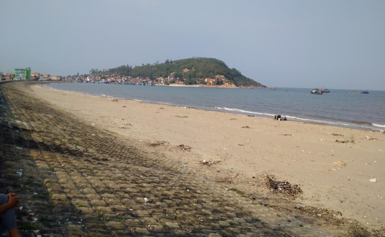 Photo of Hai Binh Beach with bright sand surface