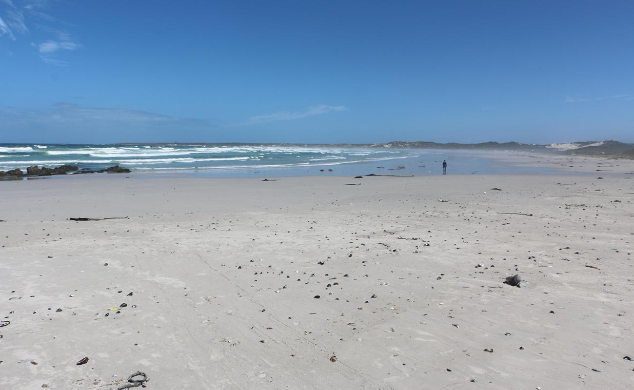 Photo of Pebble beach II with bright sand surface