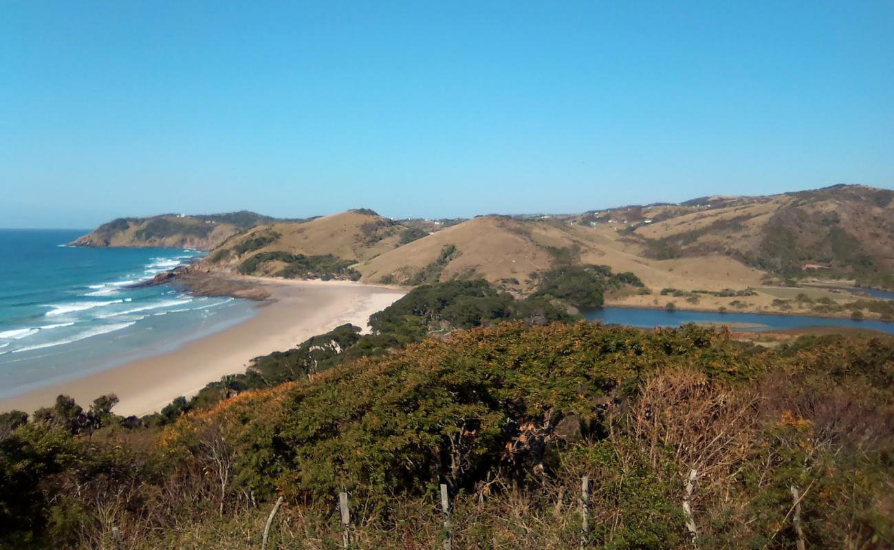 Photo of Tsweleni beach with bright sand & rocks surface