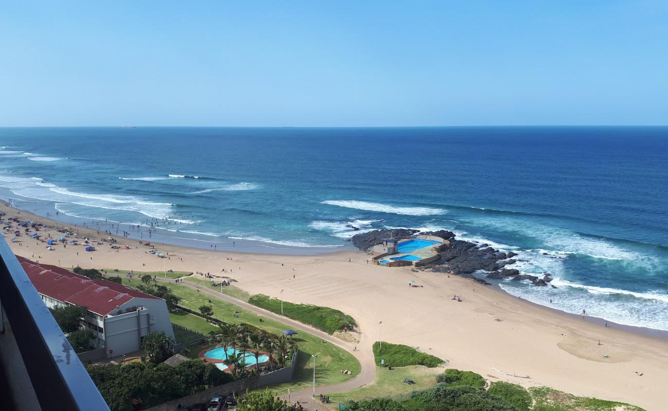 Photo of Amanzimtoti beach with bright fine sand surface