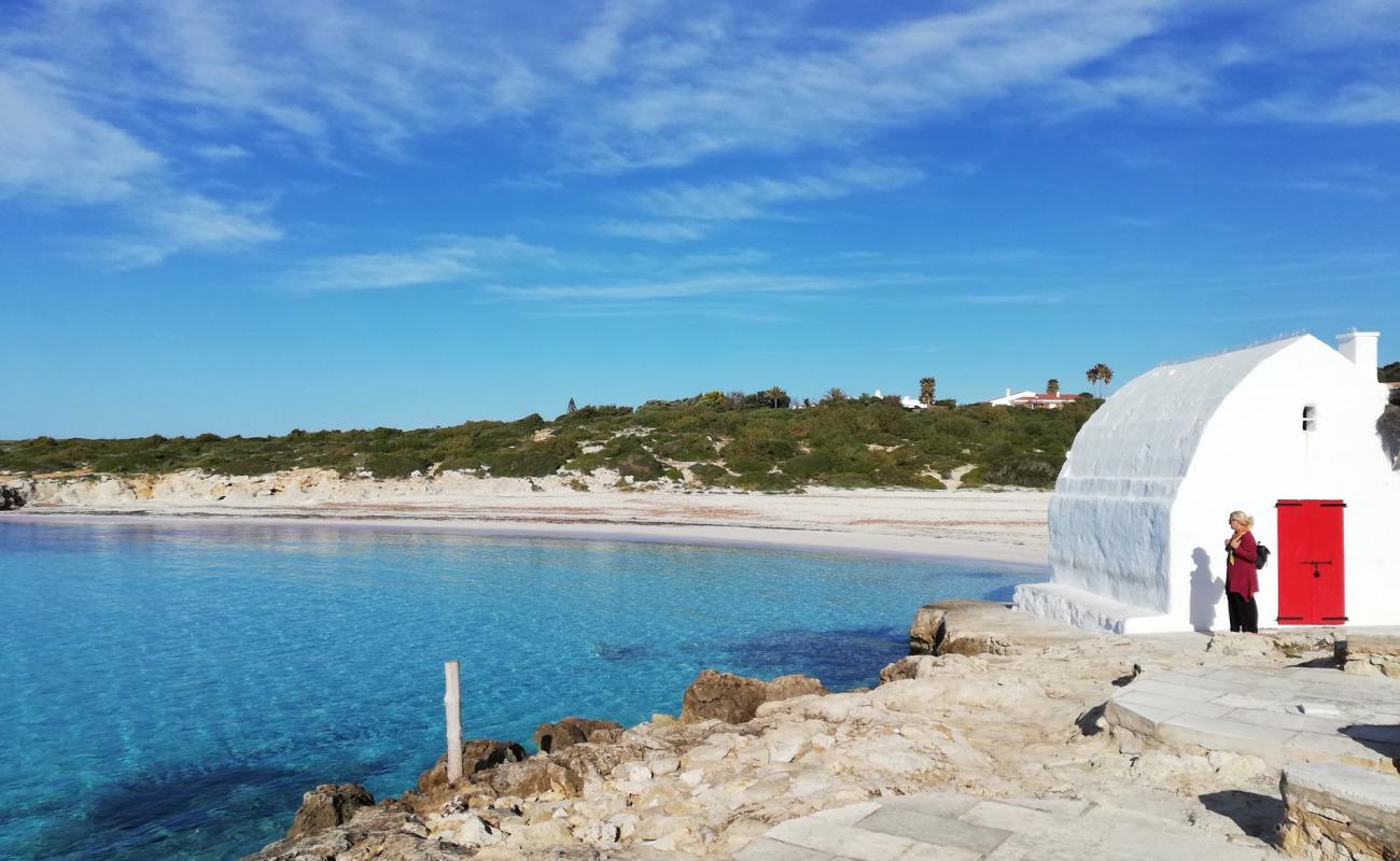 Photo of Cala Binibeca with bright fine sand surface