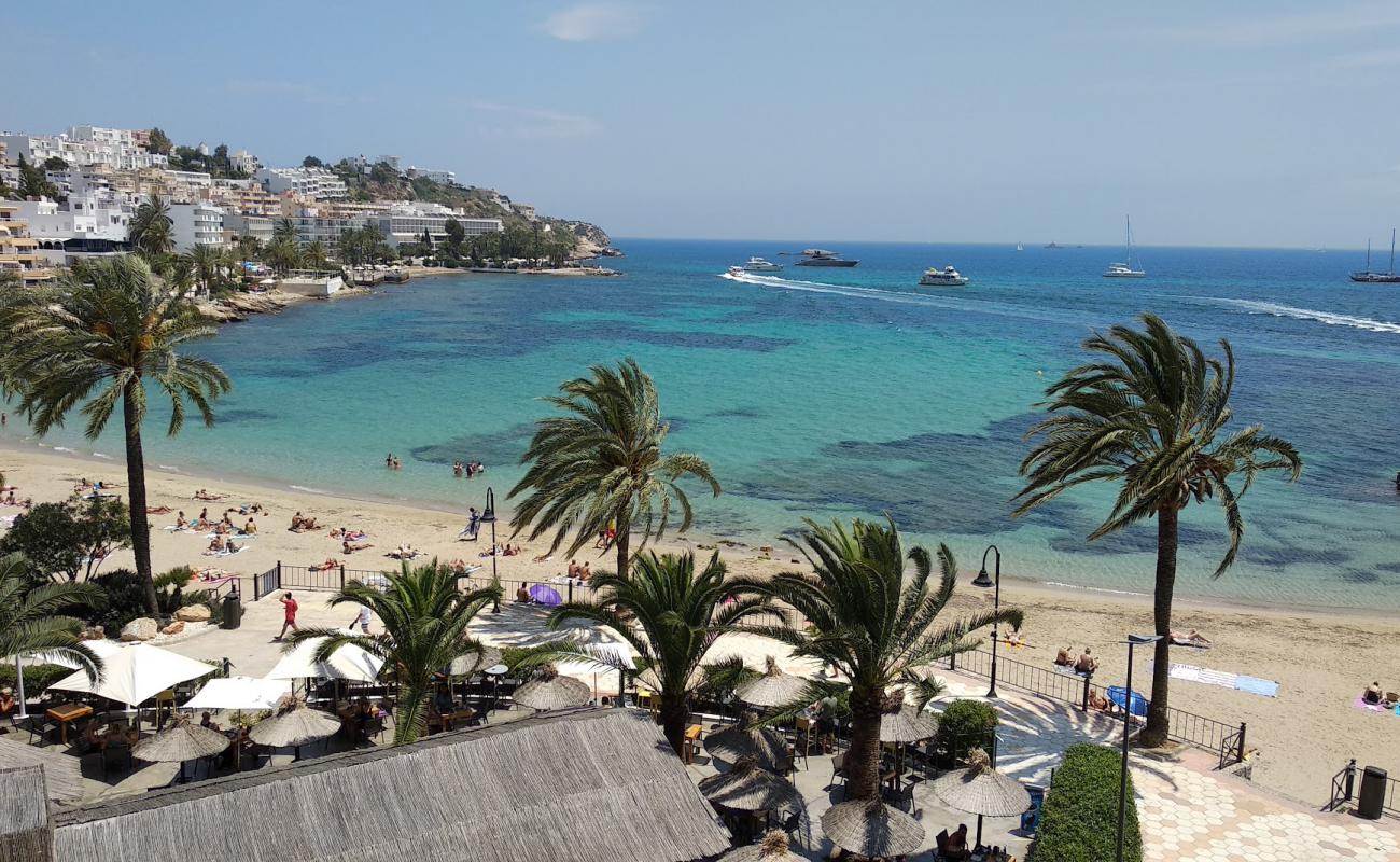 Photo of Platja de ses Figueretes with bright fine sand surface