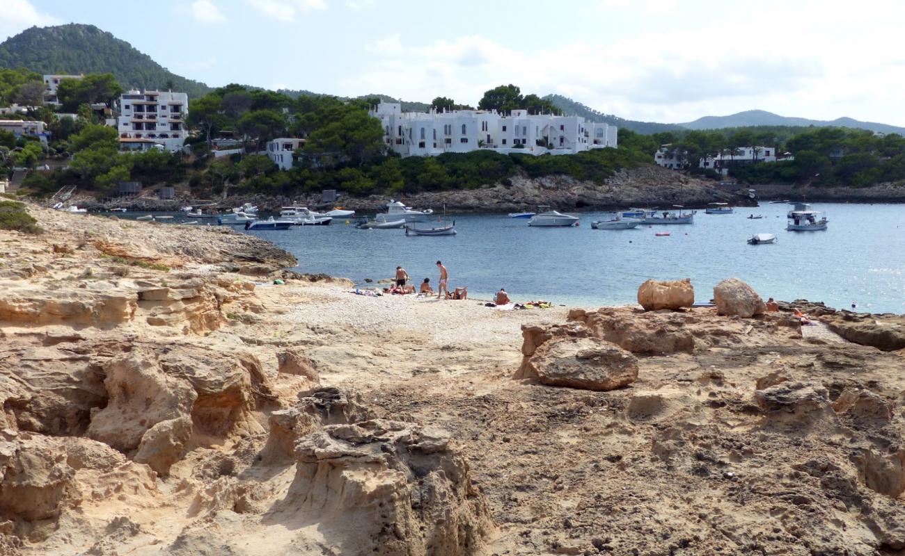 Photo of Playa de La Cueva with bright sand surface