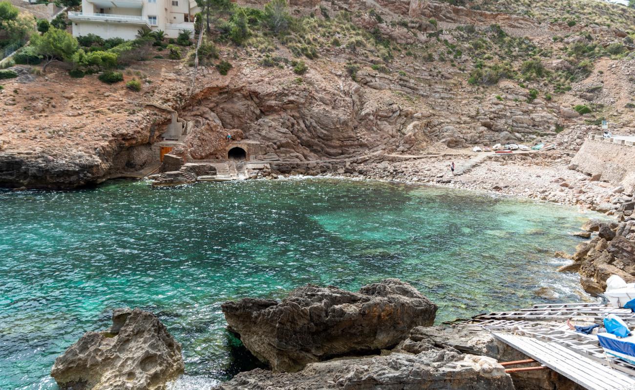 Photo of Cala Carbo with rocks cover surface