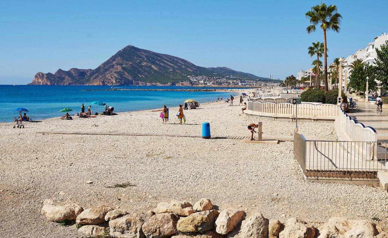 Photo of Playa la Roda with light sand &  pebble surface