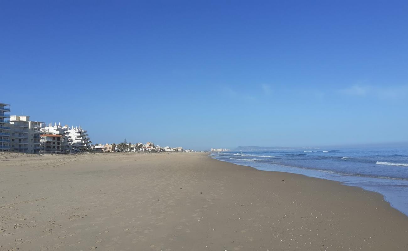 Photo of Xeraco Beach with bright sand surface