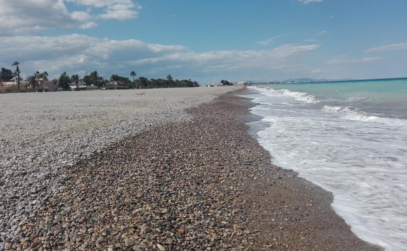 Photo of Almarda Beach with gray sand &  pebble surface