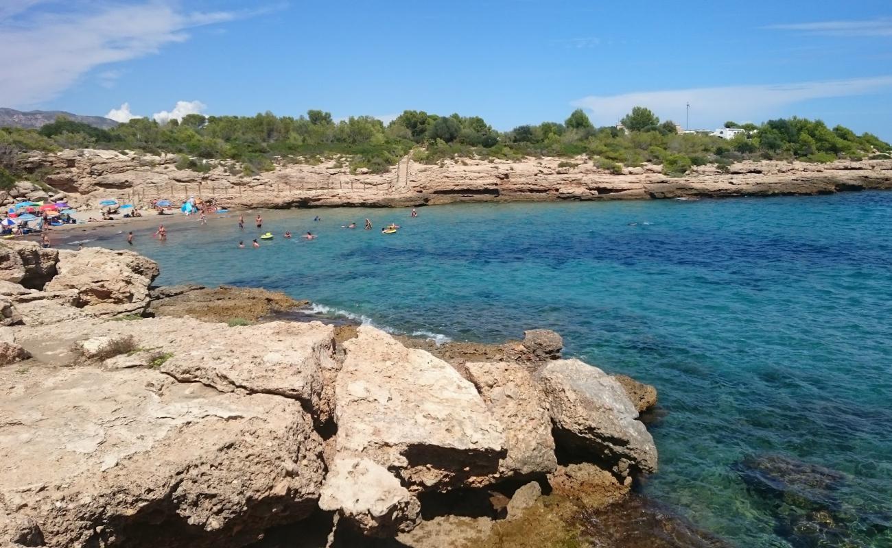 Photo of Cala del vidre with bright sand surface