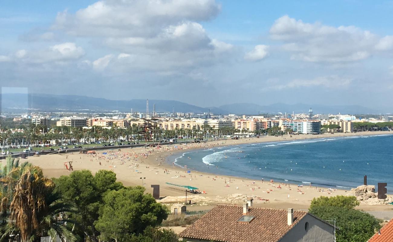 Photo of Playa de La Pineda with bright sand surface