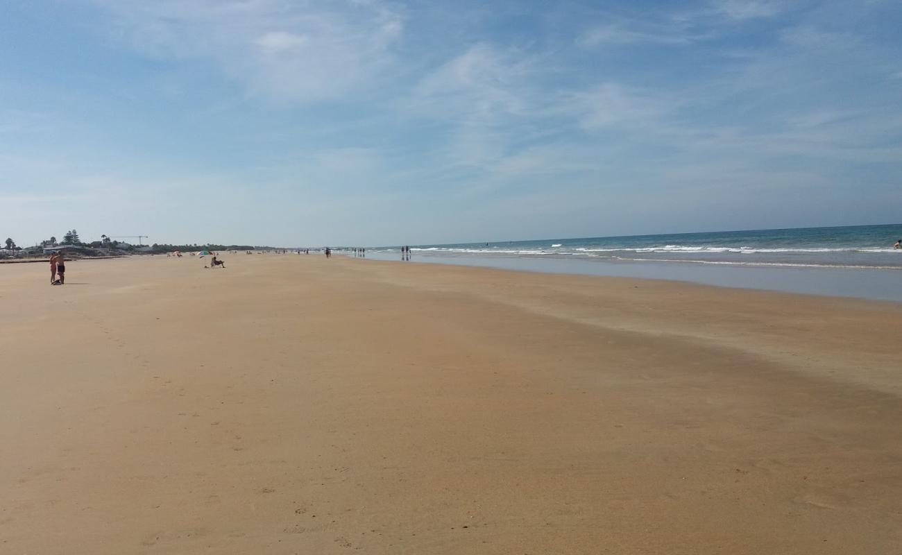 Photo of Playa de las Tres Piedras with bright sand surface