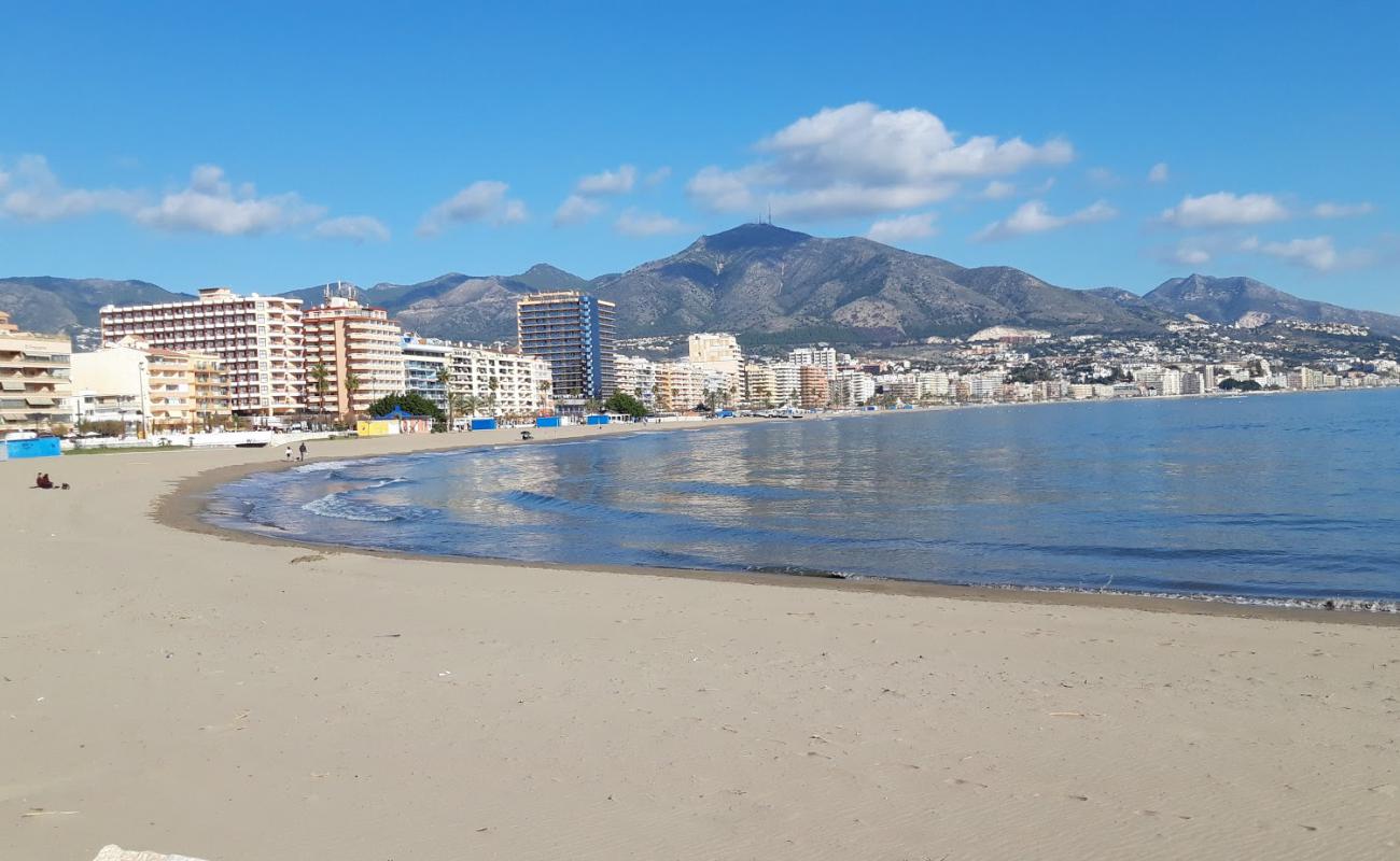 Photo of Fuengirola Beach with gray fine sand surface