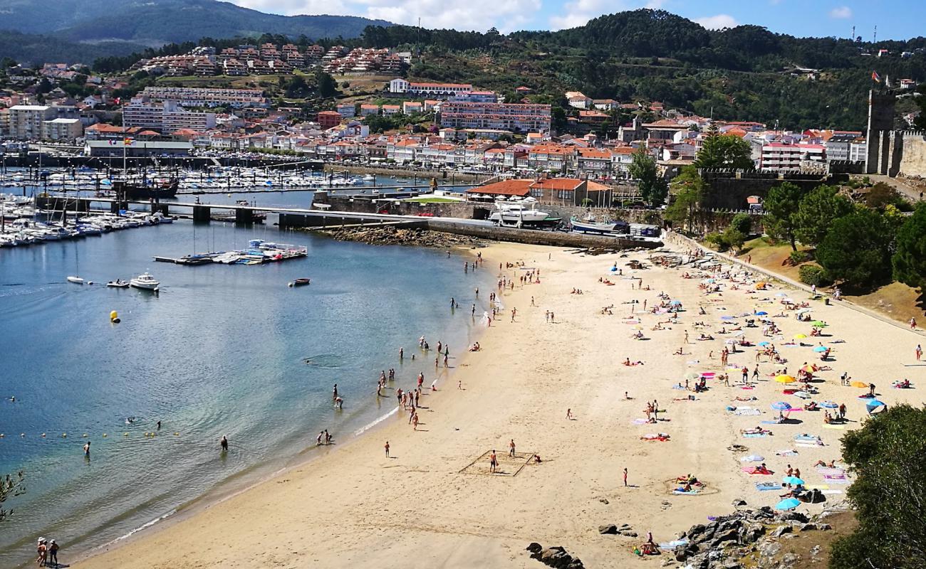 Photo of Praia da Barbeira with bright shell sand surface