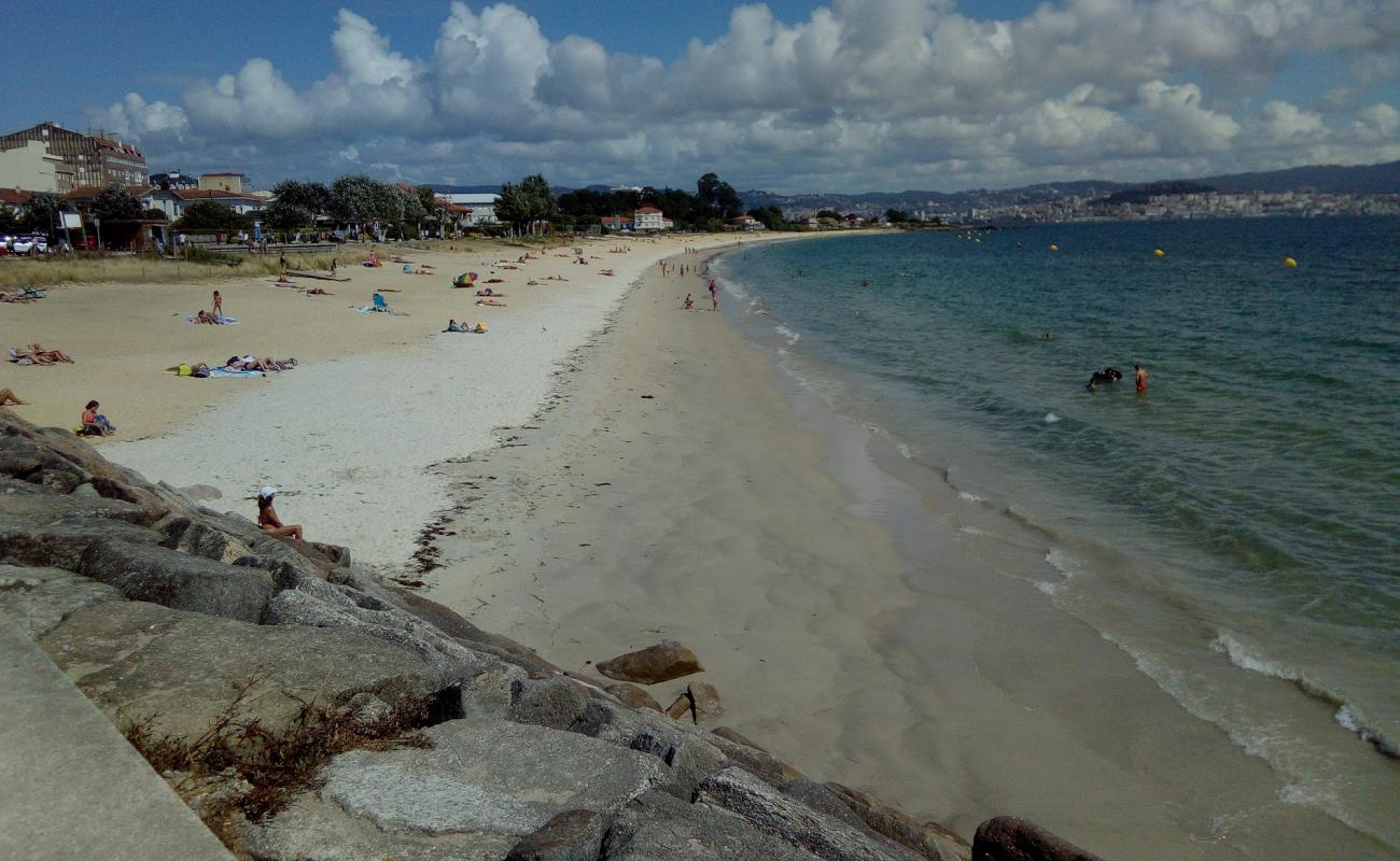 Photo of Praia de Rodeira with white sand surface