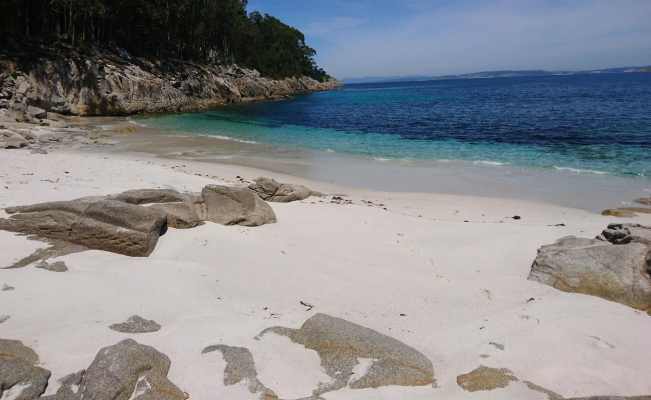 Photo of Praia Estrepeiros II with white sand surface