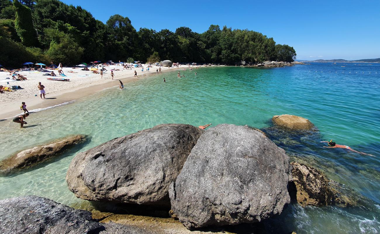 Photo of Castineiras Beach with white fine sand surface