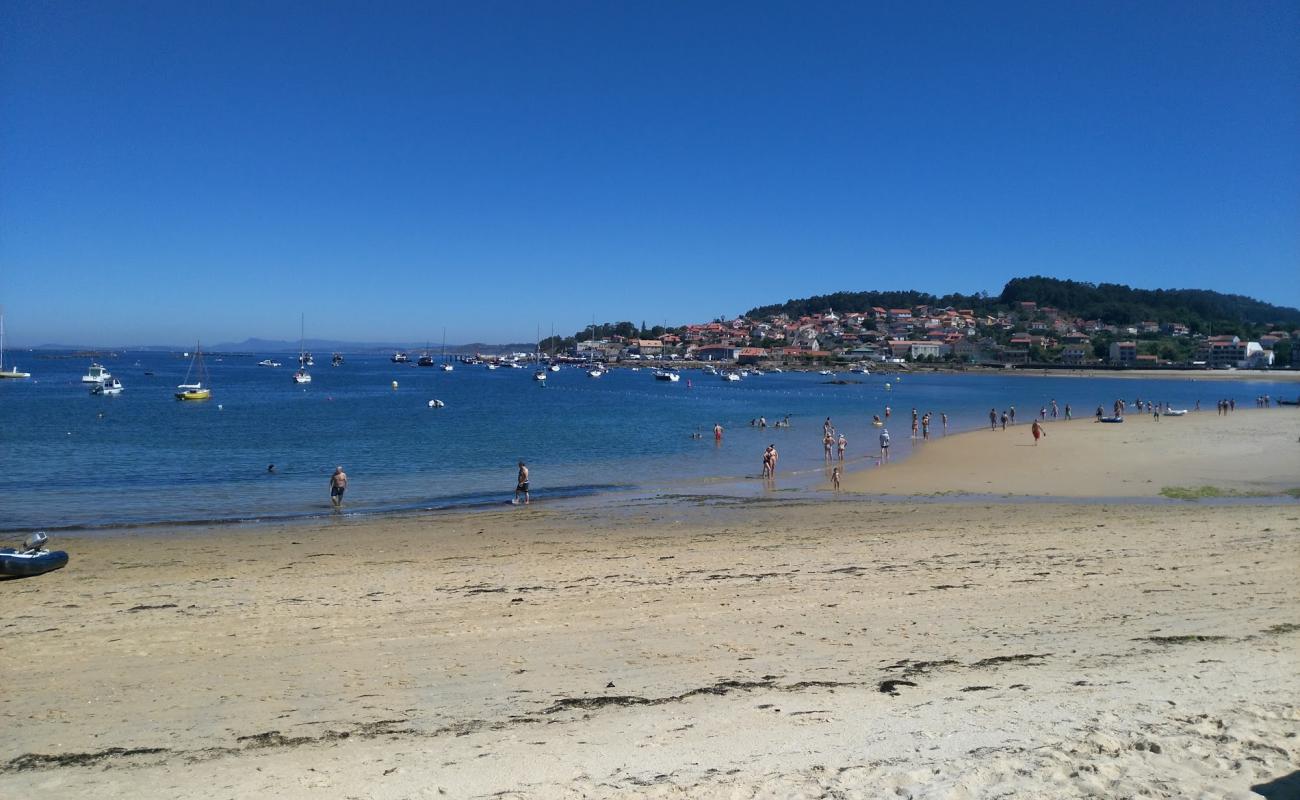 Photo of Praia de Vilarino with bright sand surface