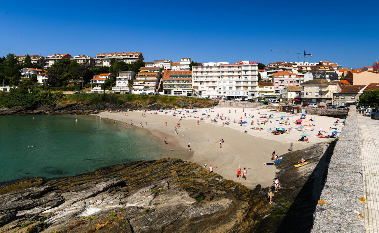 Photo of Canelinas beach with white fine sand surface