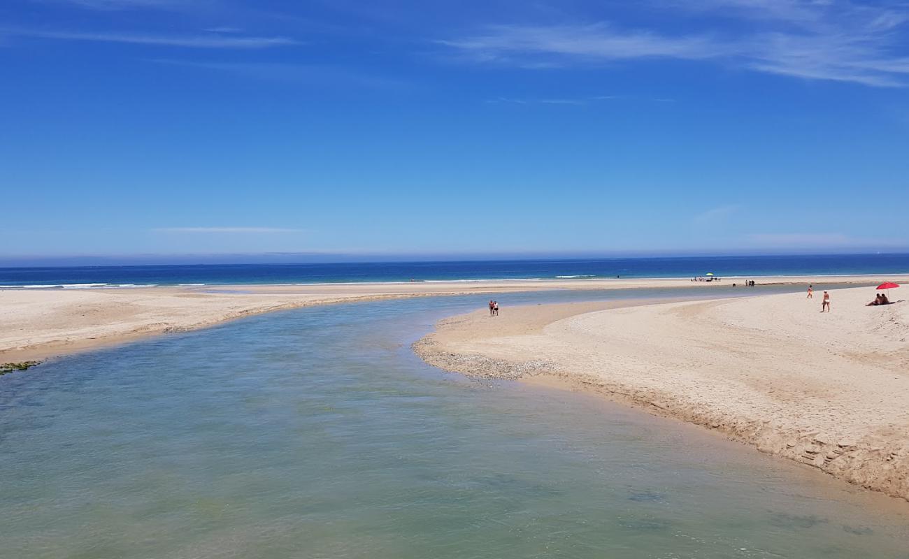 Photo of Praia de Baldaio II with white sand surface