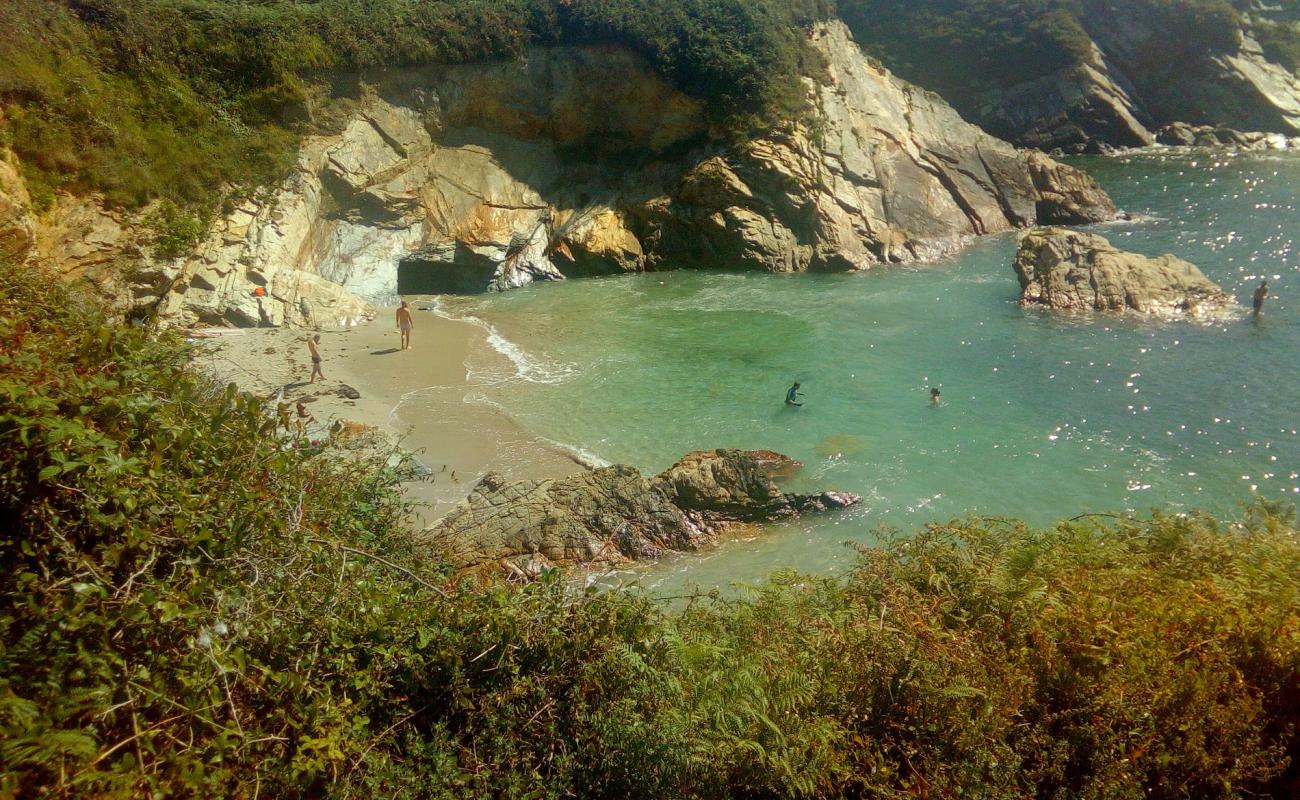 Photo of Praia de Rocas Brancas with bright sand surface