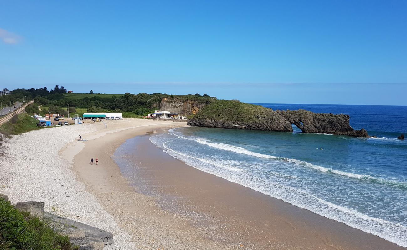 Photo of Playa de San Antolin with light sand &  pebble surface