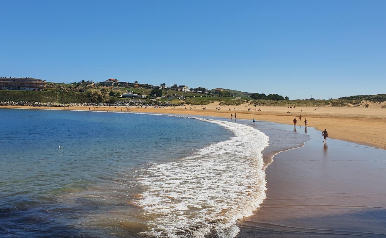 Photo of Playa de Cuchia with bright fine sand surface