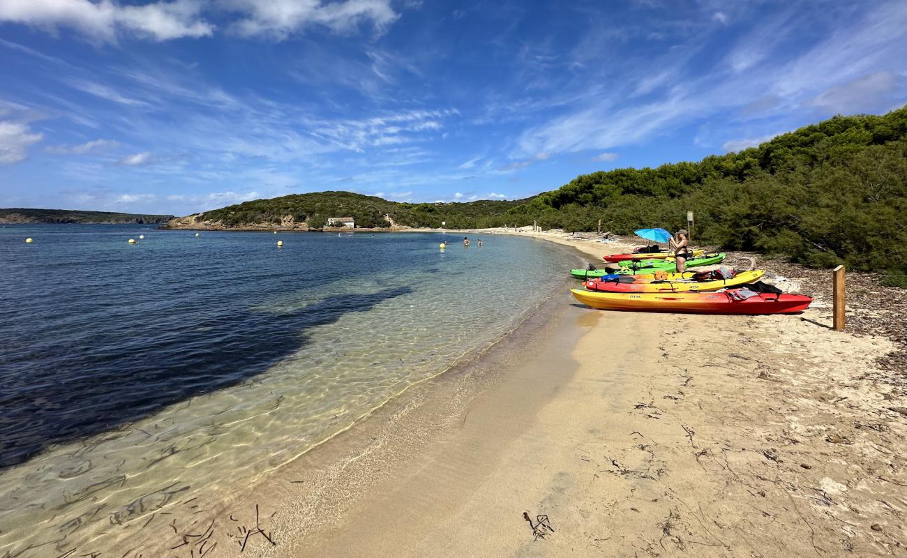 Photo of Playa de s'Illa o Tamarells with bright sand surface