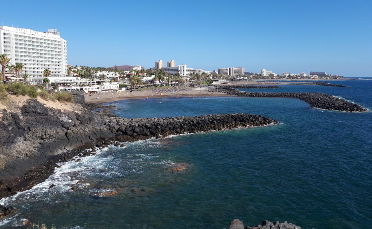 Photo of Playa de El Bobo with gray sand surface