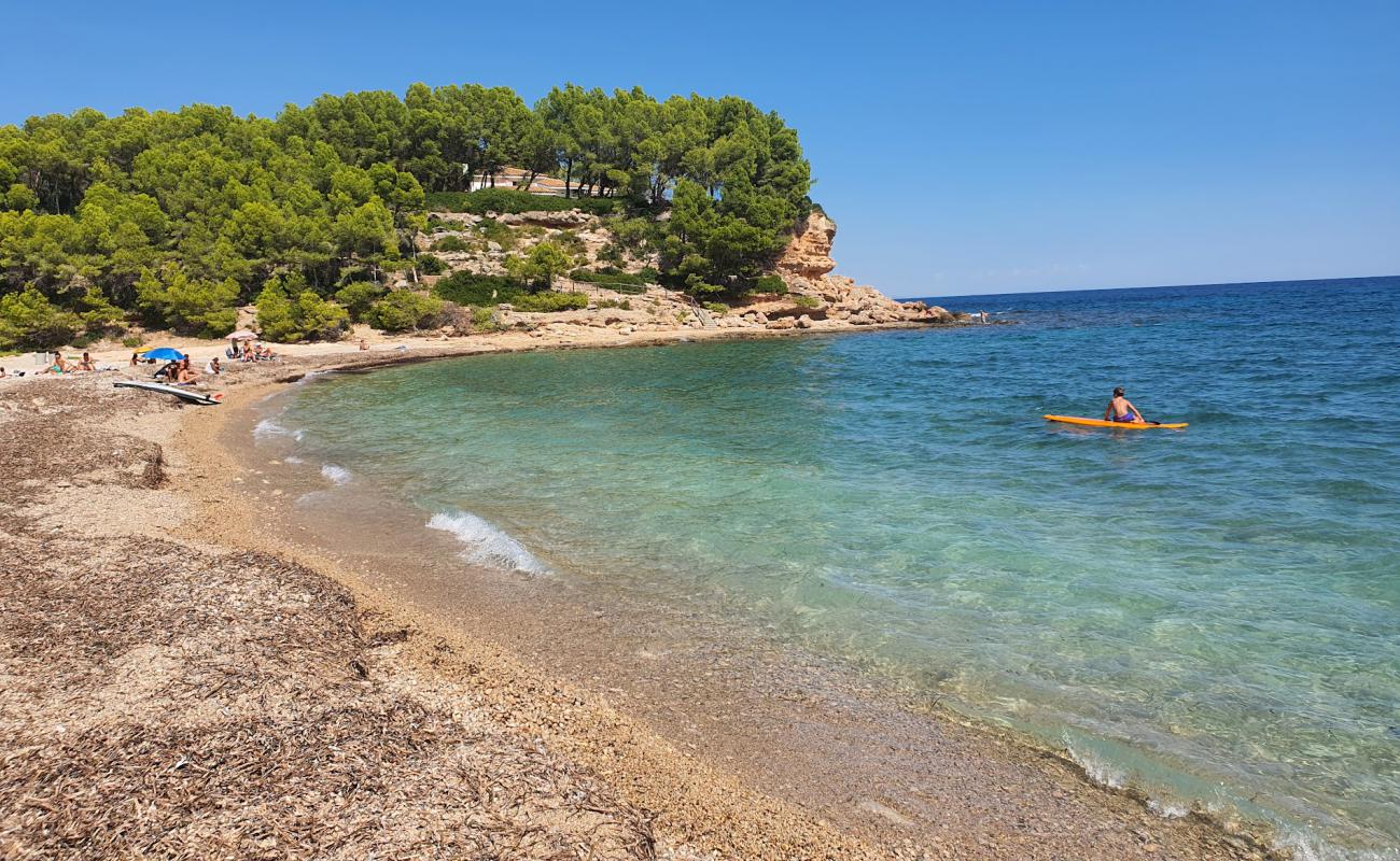 Photo of Platja del Torrent del Pi with light fine pebble surface