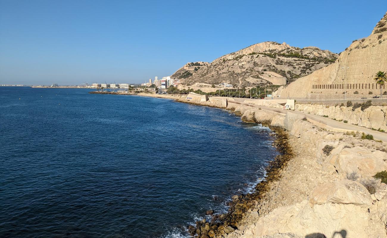 Photo of Cala de la Sangueta with rocks cover surface