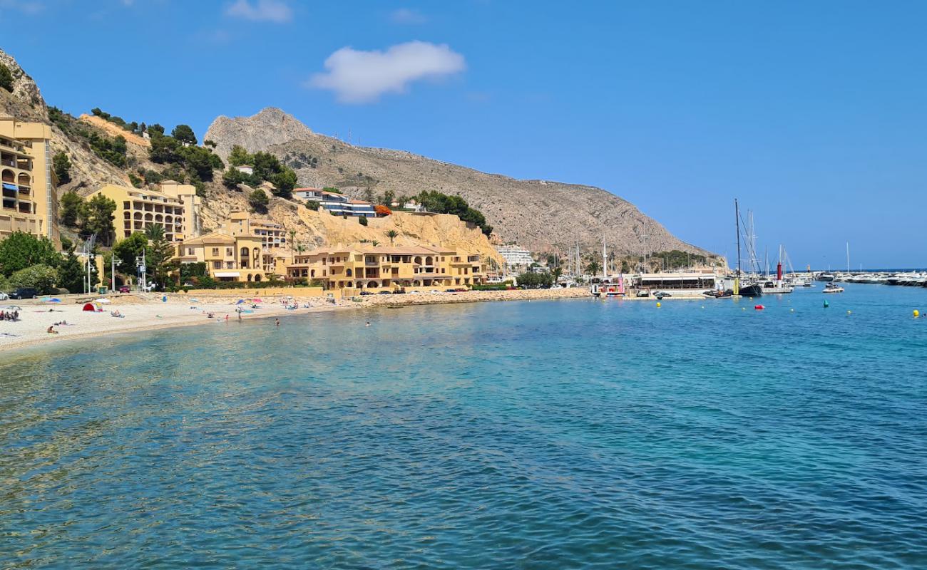 Photo of Playa Mascarat. Altea with light pebble surface