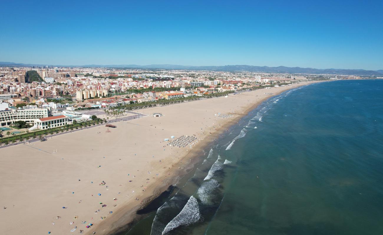 Photo of Platja del Cabanyal with bright fine sand surface