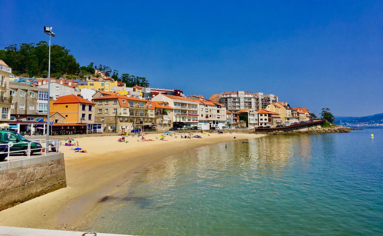 Photo of Praia de Raxo with bright sand surface