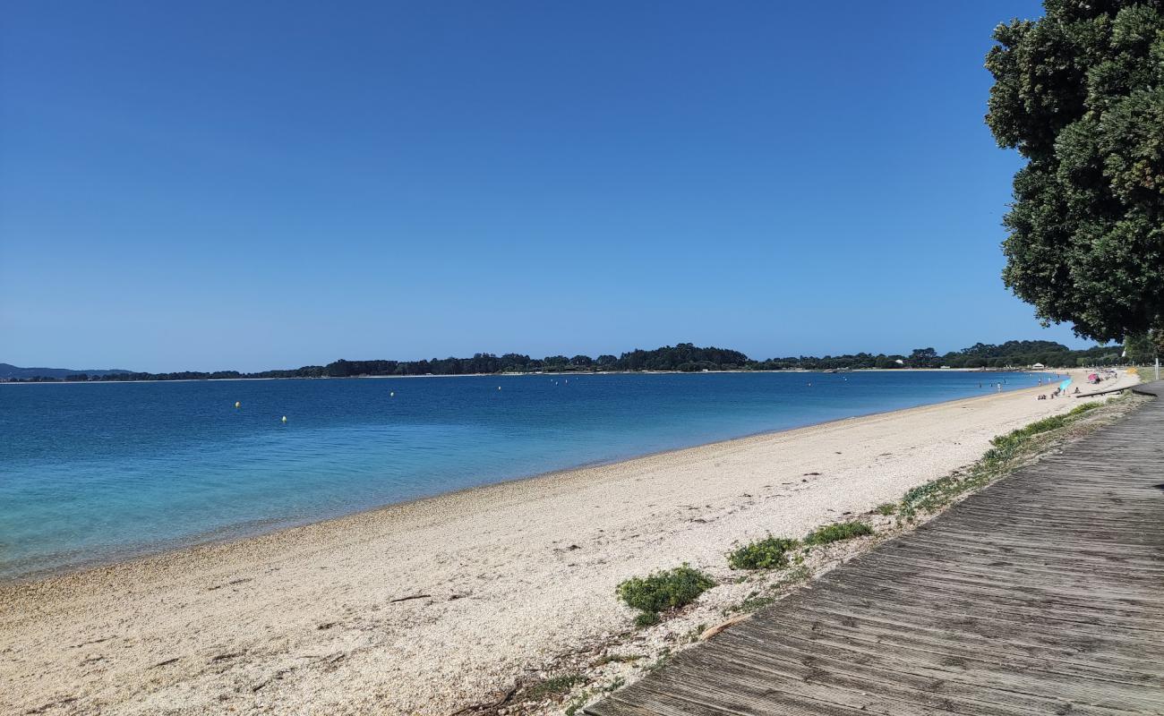 Photo of Playa Cabodeiro with light fine pebble surface