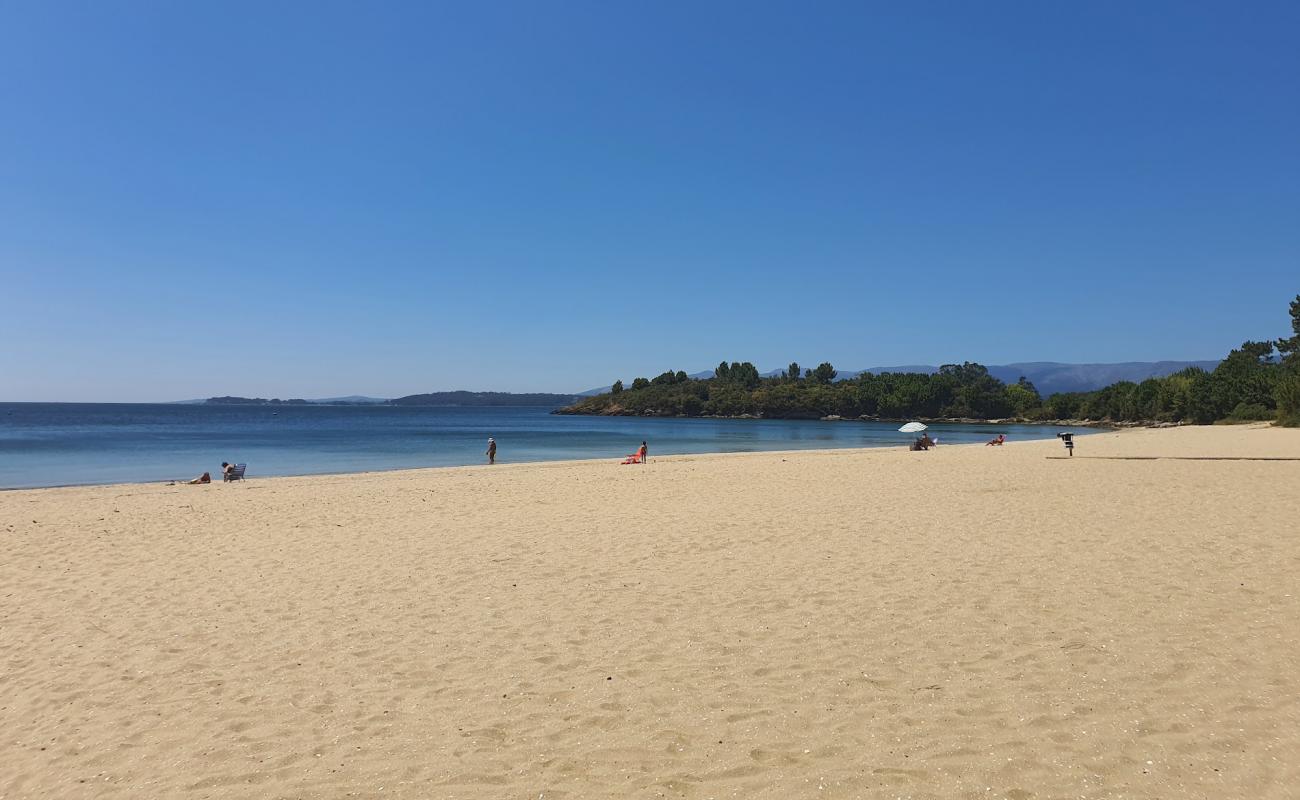 Photo of Beach das Cunchas with bright sand surface