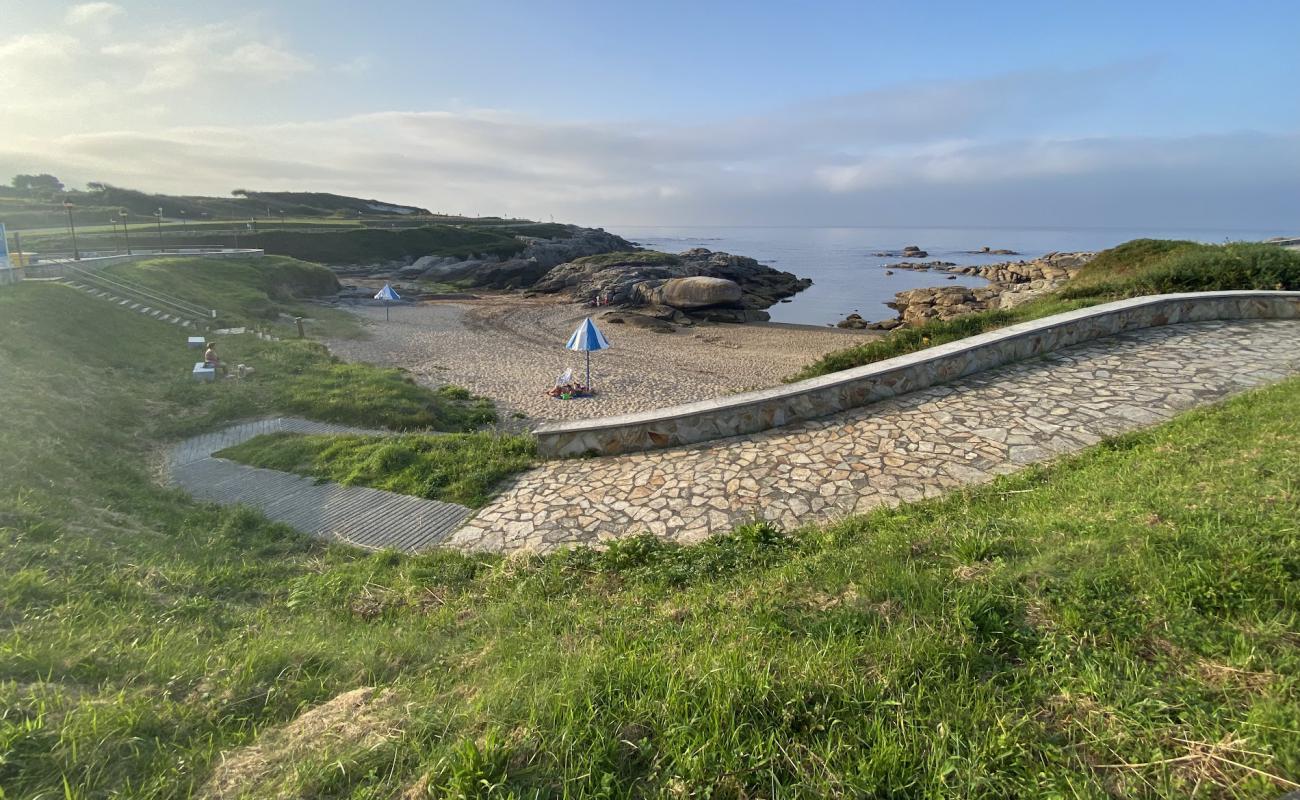 Photo of Praia Relino with bright sand surface