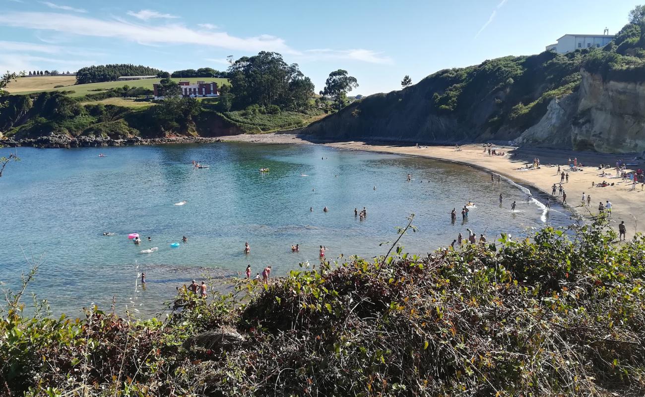 Photo of Playa de San Pedro de Antromero with bright sand surface