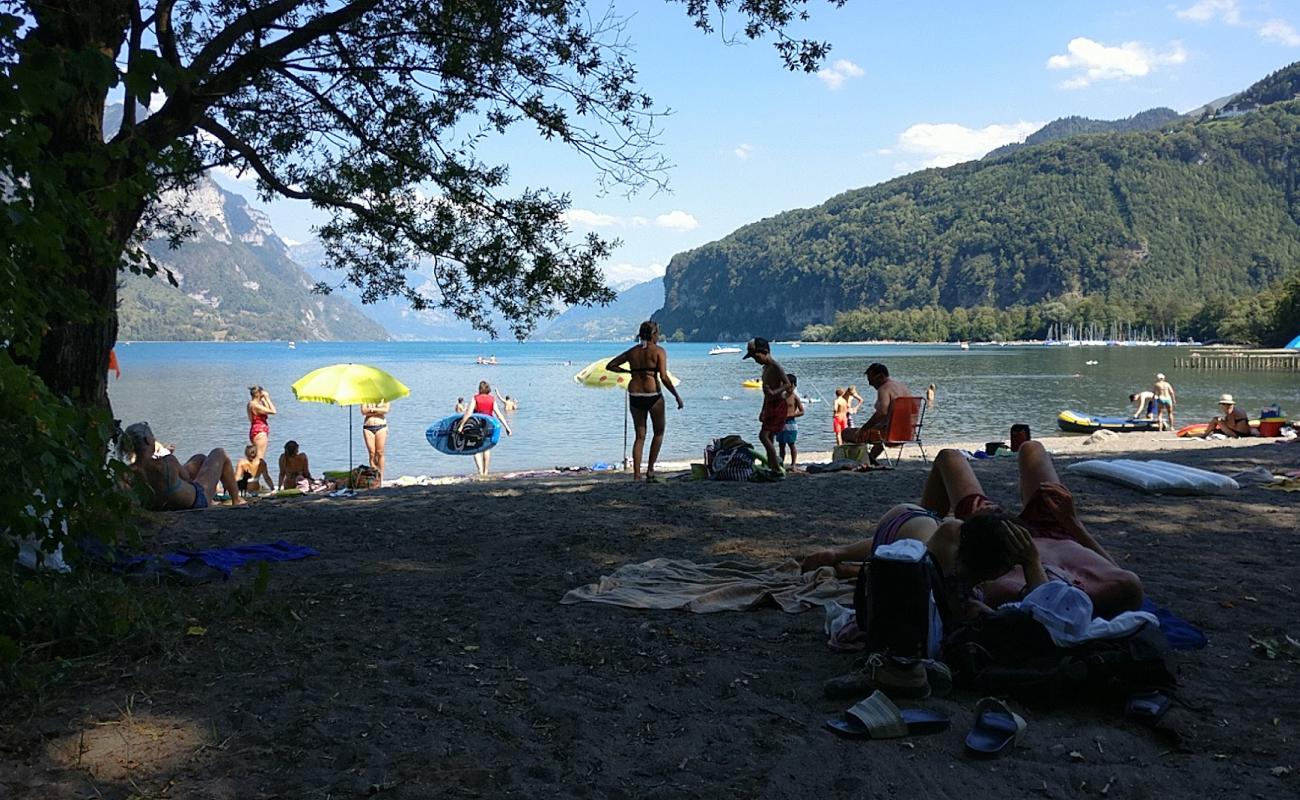 Photo of Altes Strandbad Weesen with gray sand surface