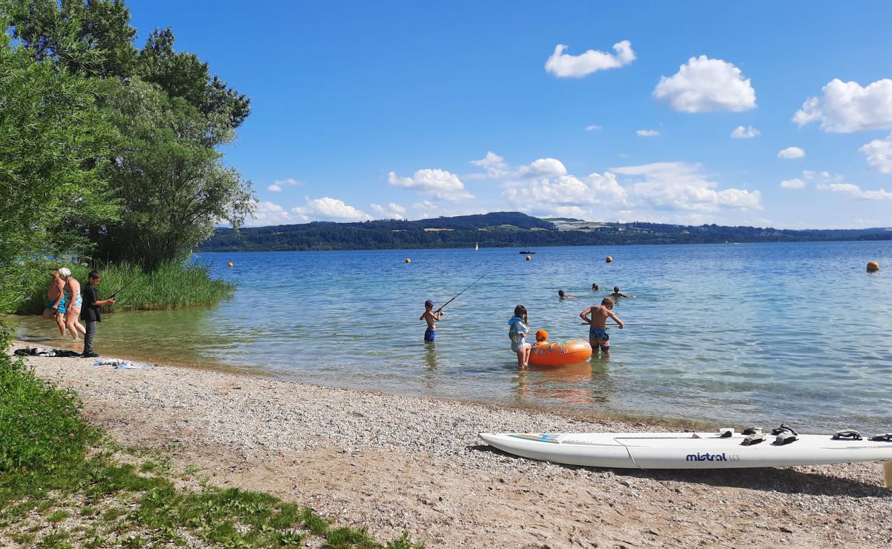 Photo of Camping Les Pins Beach with light fine pebble surface